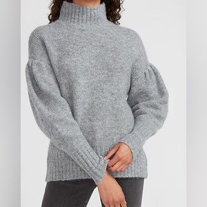 Express X You Chunky Turtleneck Sweater Size Medium Color Charcoal Heather Gray